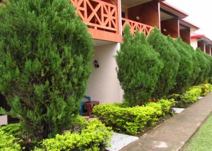 Wailoaloa Beach Resort