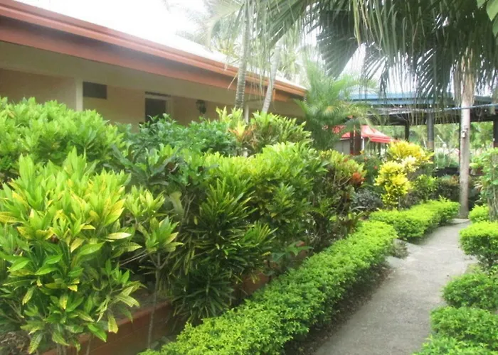 Wailoaloa Beach Resort
